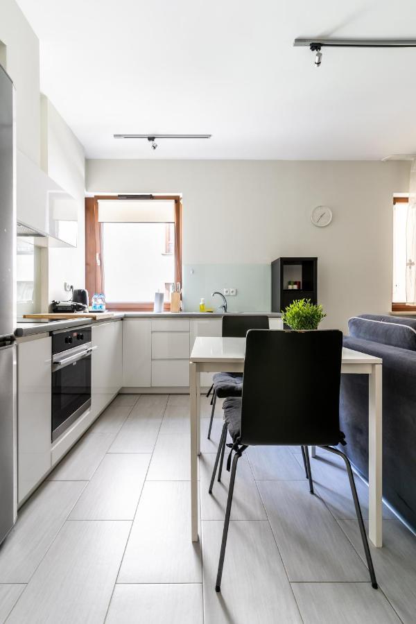 ורשה Golden Apartments - City Center - Gieldowa מראה חיצוני תמונה