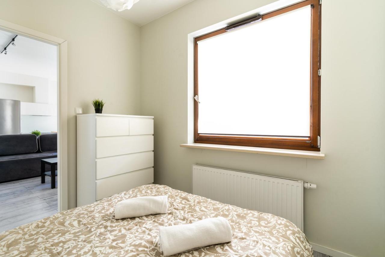 ורשה Golden Apartments - City Center - Gieldowa מראה חיצוני תמונה